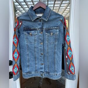 Very cool “Vintage Collection” Embroidered Denim Jean Jacket!